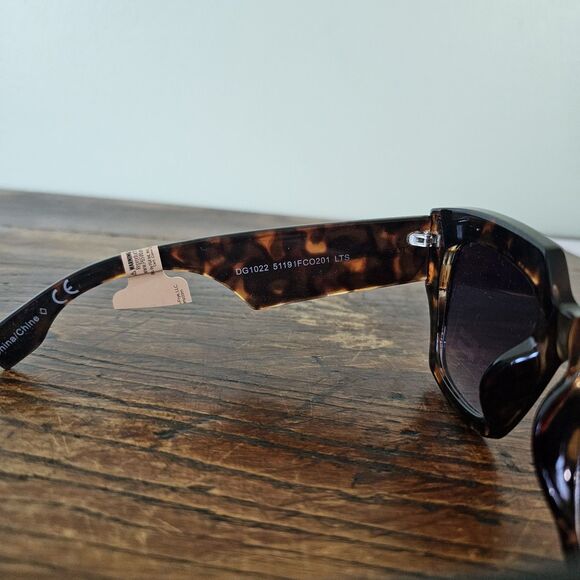 Frye & Co Sunglasses 100% UV Oversized Square Dark Gradient Lens Tortoise Brown - Picture 5 of 5